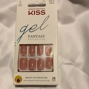 Kiss gel fantasy collection gel nails glue included
